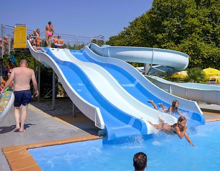 Camping Le Château de Galaure, 4* - 4