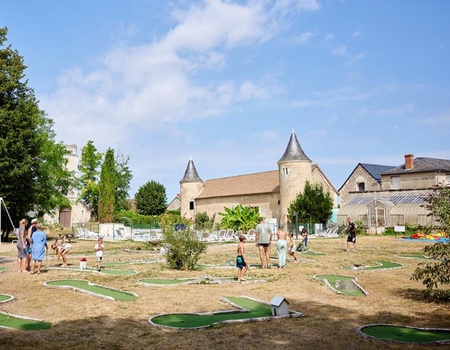 Camping Le Petit Trianon, 4* - 2