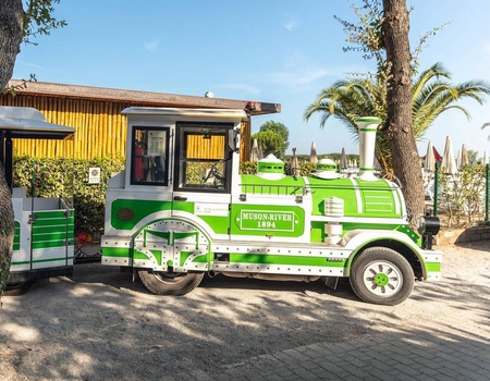 Hu Park Albatros Village, 4* - 5