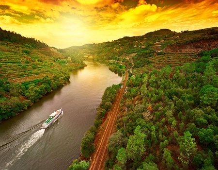 Au Fil Du Douro - MS Queen Isabel - 8J/7N - 25/26 - 1