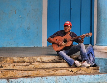 Cuba envoûtante : entre mer, mogotes et musique