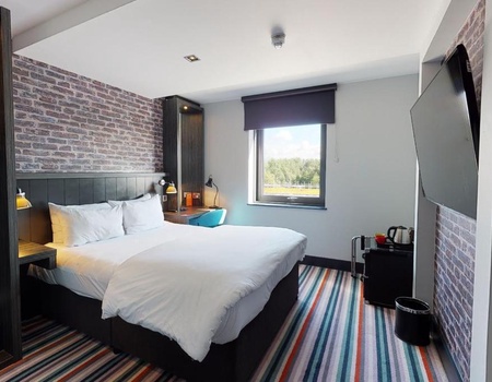 Ecosse v France (Tournoi des VI Nations 2026) + Hôtel 4* - 4