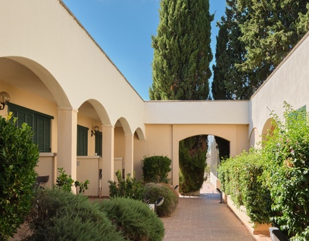 Forfait CLUB CASTELL DELS HAMS 4* - 4