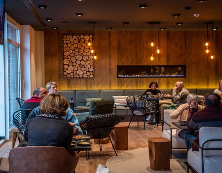 Un voyage au centre de la terre à la découverte de nombreux trésors géologiques... - 4* - 5