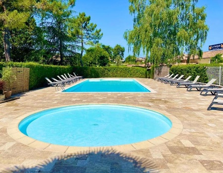 Flower Camping Le Pressoir, 4* - Gironde - Petit Palais, Atlantique Sud - Image 1