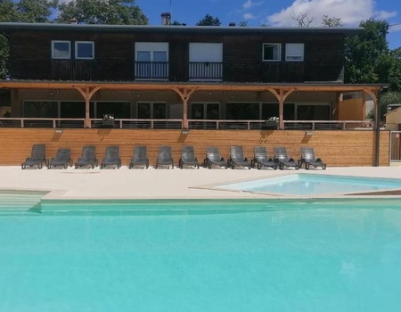 Camping L'Oasis du Berry, 4* - 5