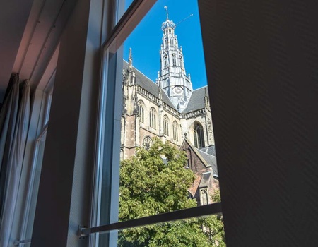 Profitez d'une nuit avec vue sur l'église emblématique de Haarlem - 3* - 1