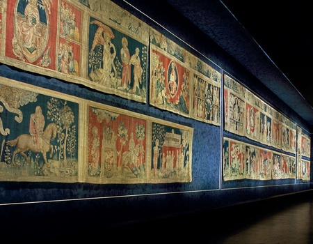 Découvrez la célèbre tapisserie de l'Apocalypse à Angers - 3* - Image 1