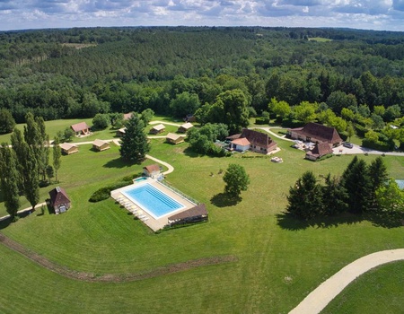 Camping Ushuaïa Villages Le Domaine Du Bois Coquet, 3* - 5