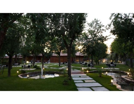 Bungalow familial (2 adultes + 2 enfants) avec entrées au Parque Warner - 5