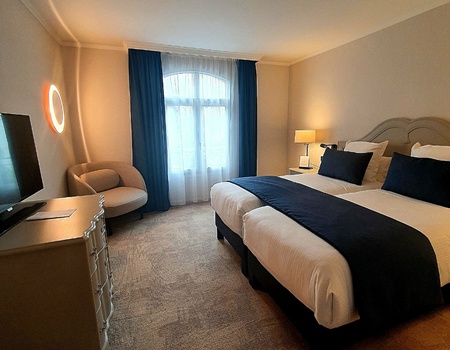 Hostellerie Cedre and Spa Beaune 5* : Hôtel + Train - Côte d'or - Beaune, Centre - Image 2