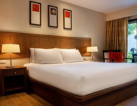 Séjour Vol + Hôtel Holiday Inn Resort Phuket Surin Beach 4* - 5