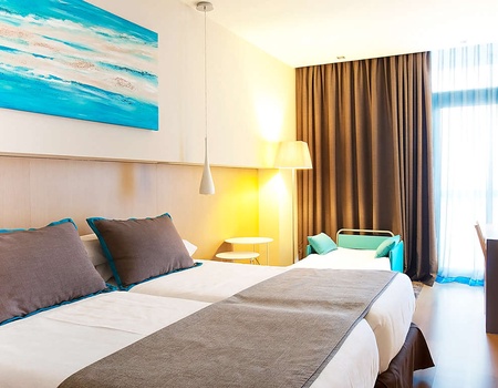 Séjour au bord de la mer près de Barcelone - 4* - 4