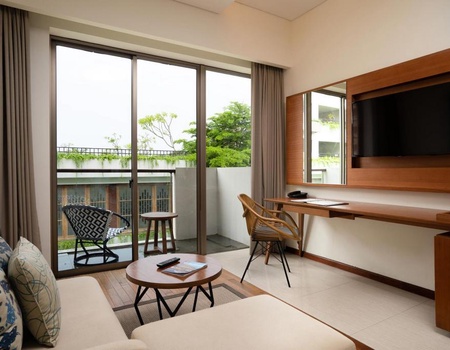 Ôclub Select Merusaka Nusa Dua 5* - 5