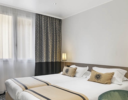Hôtel Napoléon 3* - 5