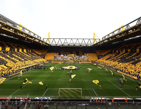 Match foot Borussia Dortmund - Saison 2026-2027 + Hôtel 3* - Allemagne, Europe du Nord - Image 2