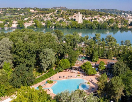 Camping du Pont d'Avignon, 4* - 4