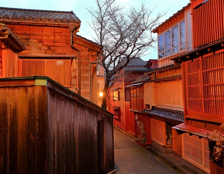 Circuit individuel : Des Mégalopoles aux montagnes sacrées en 3* ou 4* - STD* - 5