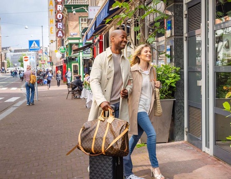 Séjour confortable et luxueux dans la ville vibrante d'Amsterdam, petit-déjeuner compris - 4* - 1