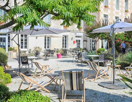 Séjour en amoureux à Saujon dans un hôtel de charme avec champagne et roses - 3* - Charente-Maritime - Saujon, Atlantique Nord - Image 4