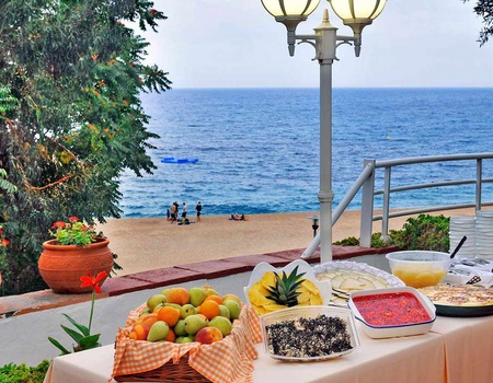 ÉVasion avec petit déjeuner inclus dans un hôtel de Cala Rovira - 3* - platja d aro, Espagne - Image 1