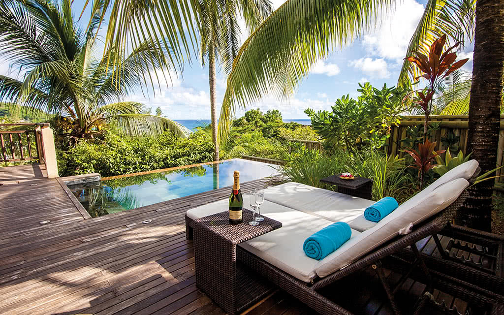 COMBINÉ 2 ILES : MAHÉ + PRASLIN Valmer + Indian Ocean Lodge 09 nuits *** - 4