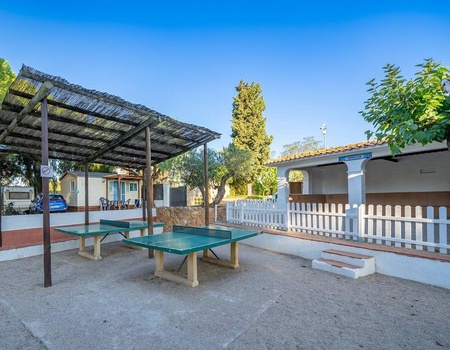 Camping Sant Salvador, 3* - 4