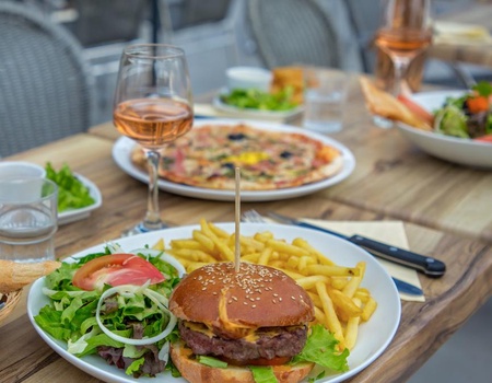 Camping La Pinède, 4* - 2