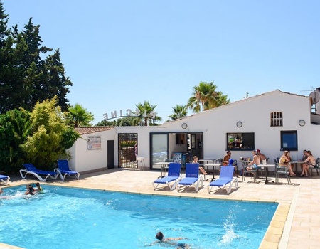 Camping La Brulade, 4* - 5