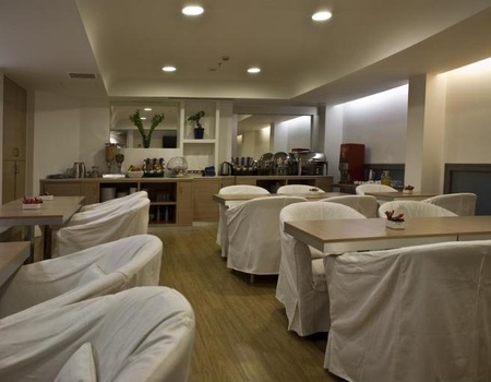 Chic Hotel