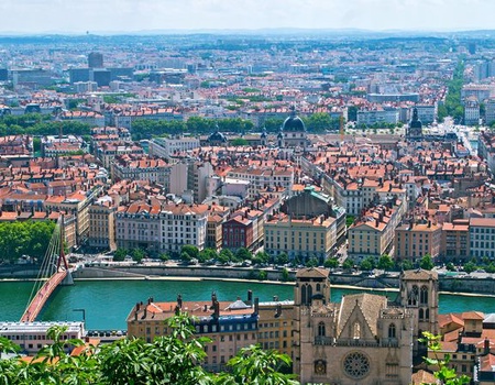 Croisière exceptionnelle sur la Saône pour célébrer le Beaujolais Nouveau (formule port/port) - Lyon, Sud Est - Image 1