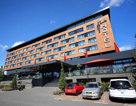 City trip avec bain hydromassant en chambre - 4*
