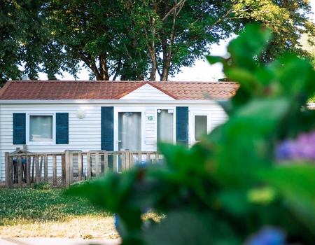 Sunêlia Camping les Nids du Lac, 4* - 5