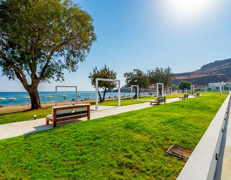 Hôtel Kamari Plus 4* by Ôvoyages - 3