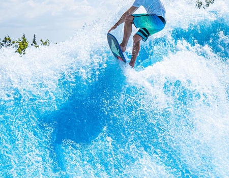 Vivez des moments inoubliables en famille à Avignon avec des entrées pour le parc Wave Island - 3*