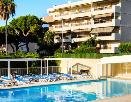 Résidence Pierre & Vacances Héliotel Marine - France, Côte d'Azur, Alpes-Maritimes - Saint Laurent du Var - Image 1
