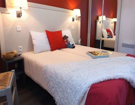 Village Vacances Jumbo Résidence Club Pays Basque Sare 3* - Demi-Pension - 1