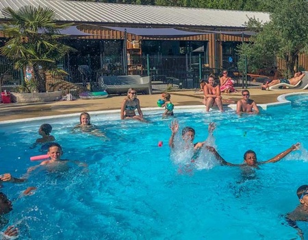 Camping des Pins, 4* - 4