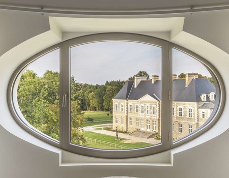 Parenthèse insolite près de Rennes avec spa relaxant - 4* - 2