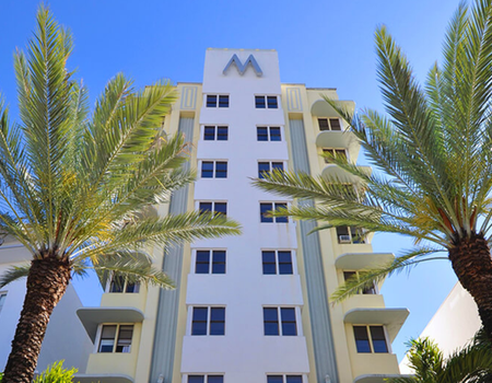 Hôtel Marseilles Beachfront 4*