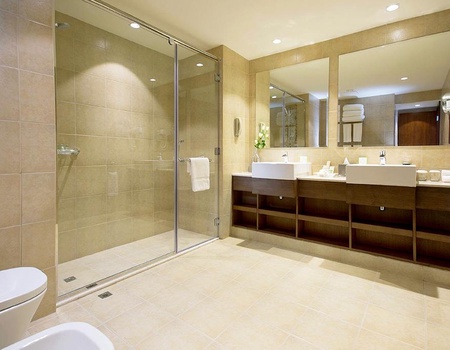 Copthorne Downtown 4 * - 5