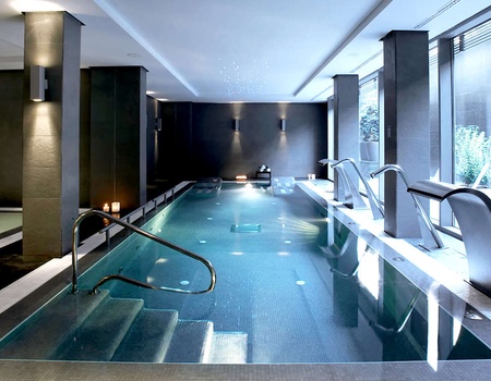 Reposez-vous à Valence dans un hôtel 4* moderne avec piscine et profitez du petit déjeuner inclus - 4* - 2