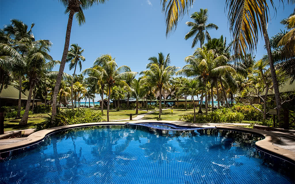 COMBINÉ 2 ILES : PRASLIN + MAHÉ Paradise Sun + Carana Beach Hôtel 07 nuits ****
