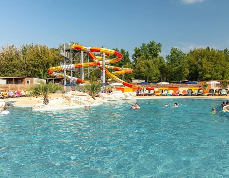 Camping Chateau de Fonrives, 5* - Lot et Garonnes - Rives, Atlantique Sud - Image 1