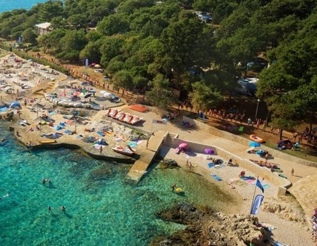 Camping Bijela Uvala, 4* - 5