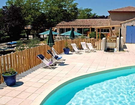 Camping Les Routes de Provence, 3* - 4
