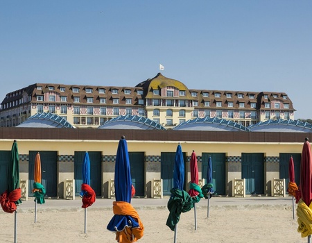 Hôtel Barrière Le Royal Deauville 5* : Hôtel + Train - Calvados - Deauville, Manche & Normandie - Image 2