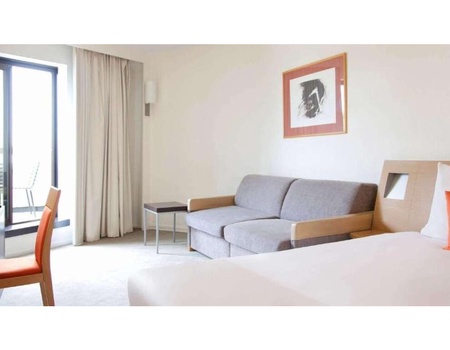 Séjour moderne et épurée à Rueil-Malmaison - 4* - 5