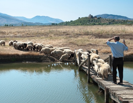 Terres sauvages et lacs oubliés