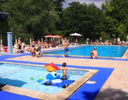 Camping Ushuaïa Villages Au Bois Joli, 4* - 3
